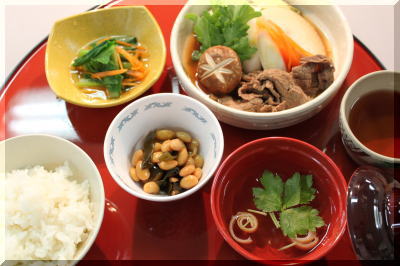 ★あっと宝夢の昼食と同じメニューです♪<br />栄養補給の間食付き♪